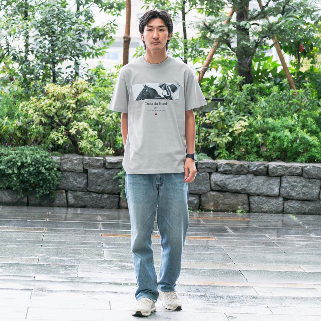 モデル（181cm 69kg）はLサイズを着用しております。