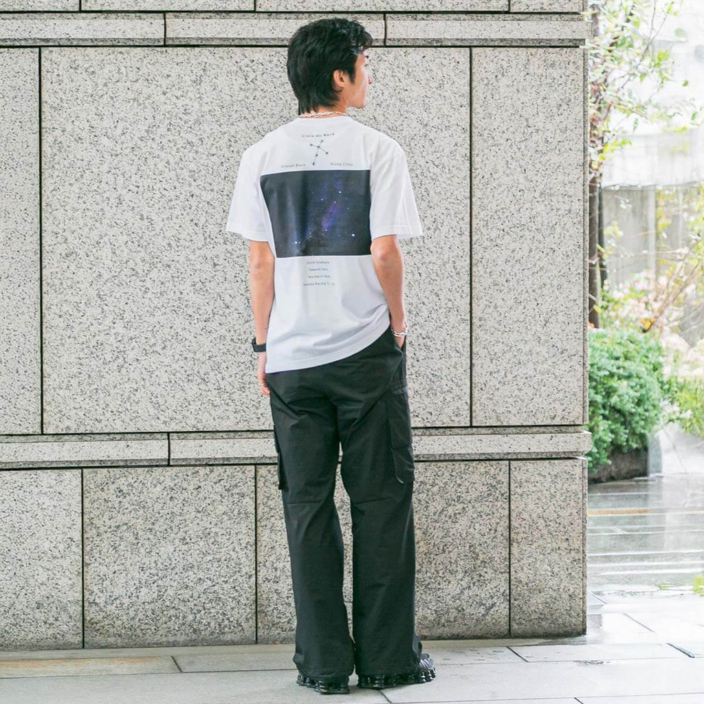 モデル（181cm 69kg）はLサイズを着用しております。
