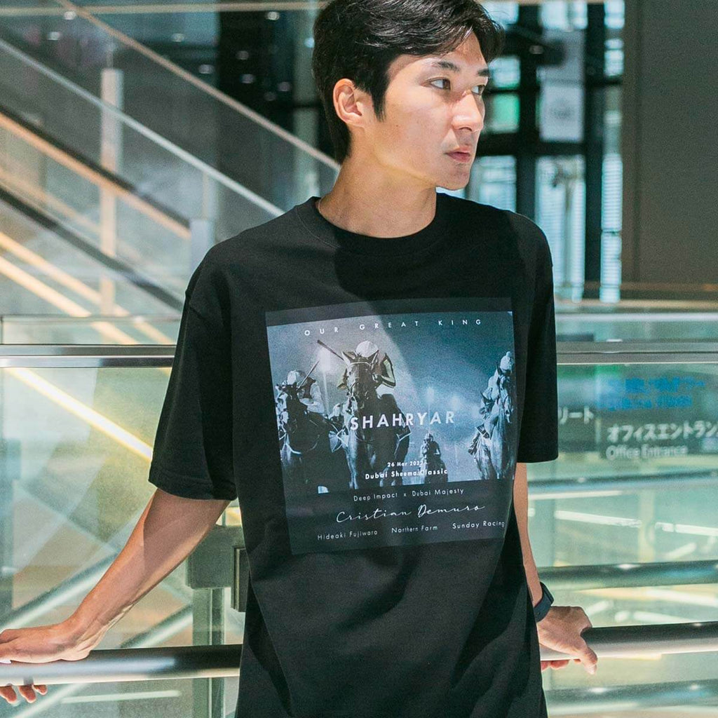 モデル（181cm69kg）はXLサイズを着用しております。