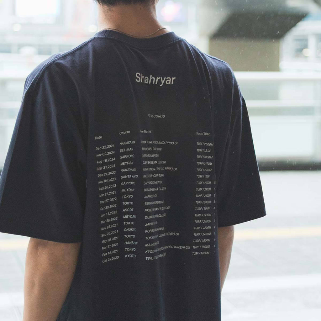 モデル（181cm69kg）はXLサイズを着用しております。