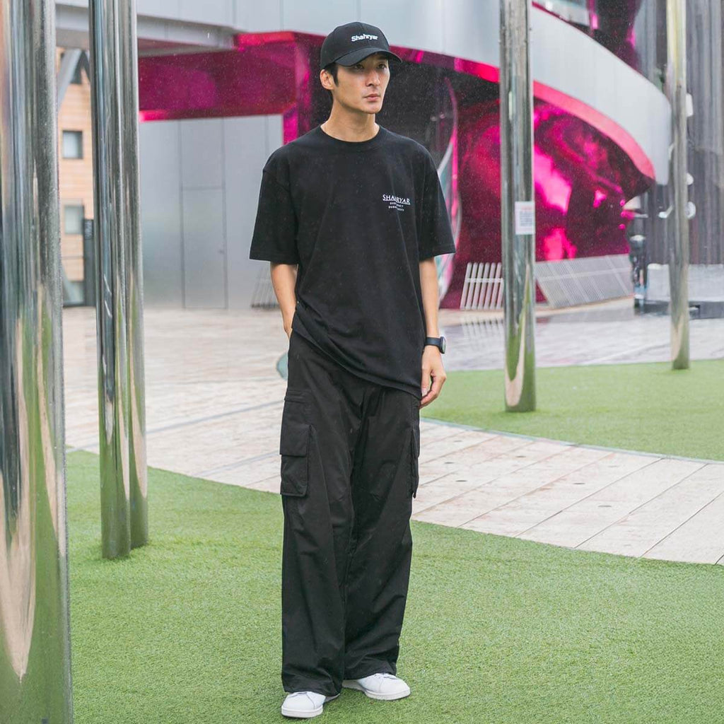 モデル（181cm69kg）はXLサイズを着用しております。