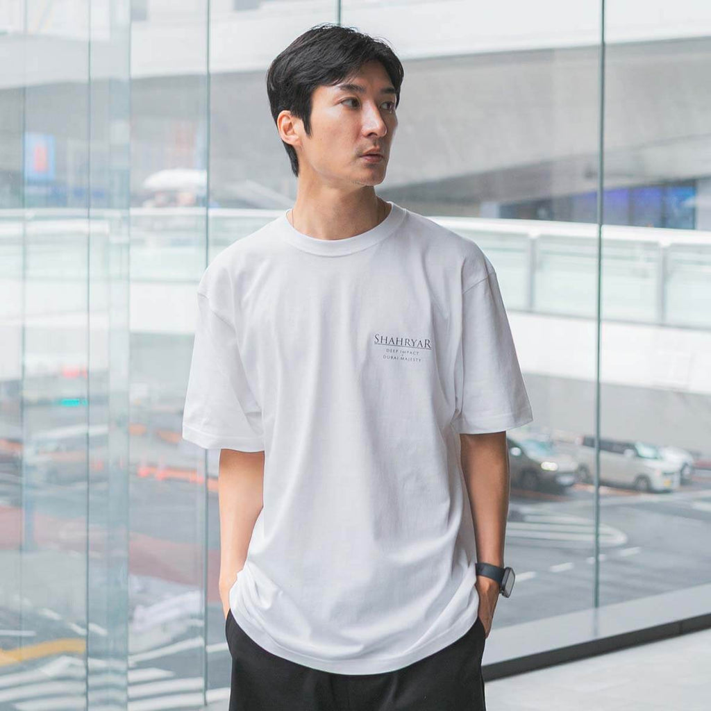 モデル（181cm69kg）はXLサイズを着用しております。